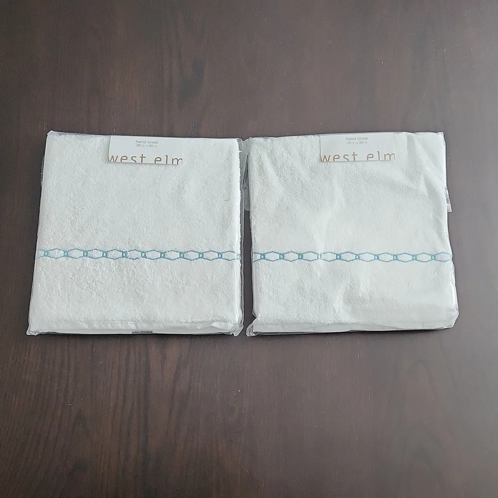 West elm, set of 2 Hand towels, Morocco Pattern in Ocean color BNWT